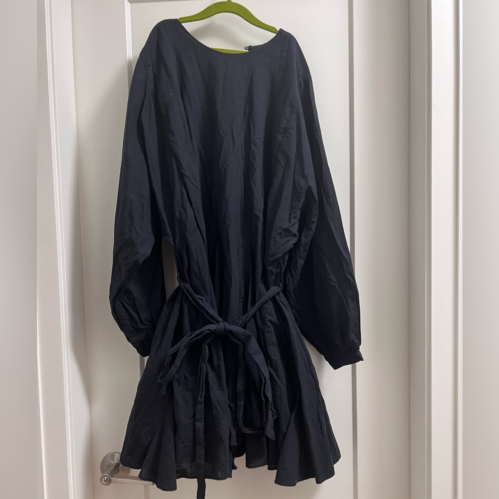 H&M dress with belt